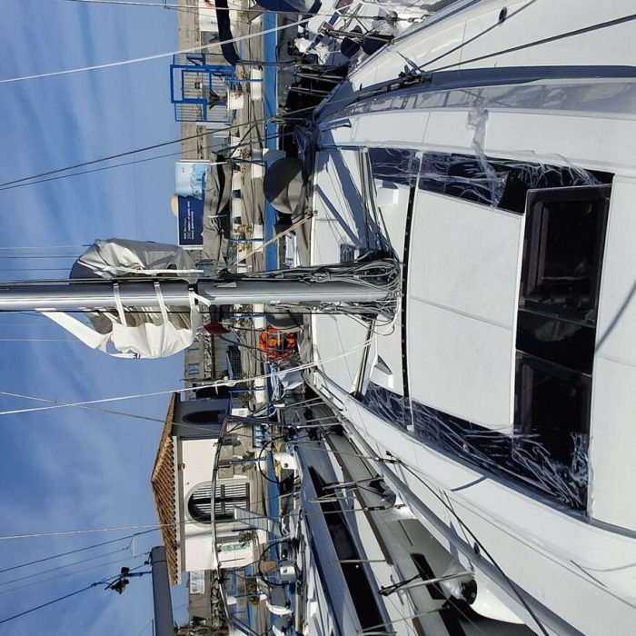 Premium | Oceanis 46.1 photo 4