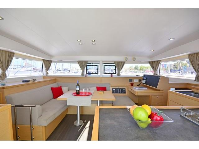 Callisto L400 | Lagoon 400 S2 photo 35