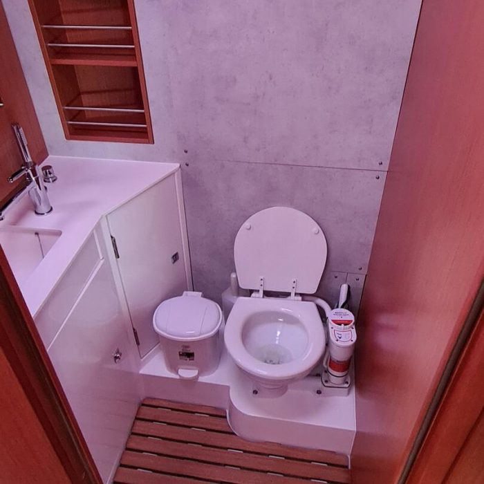 Melia | Bavaria C42 photo 14