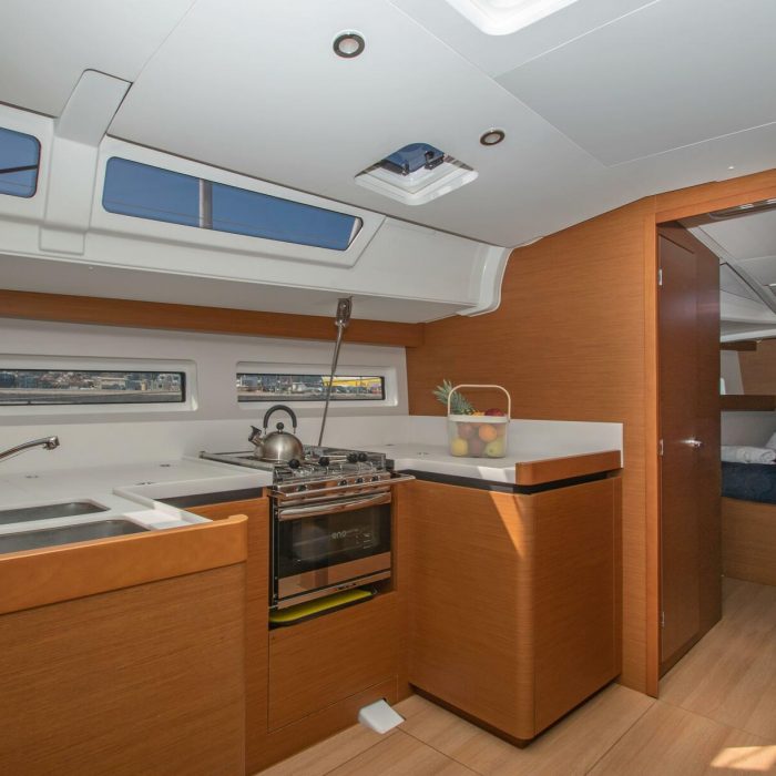 Knot | Sun Odyssey 490 photo 25