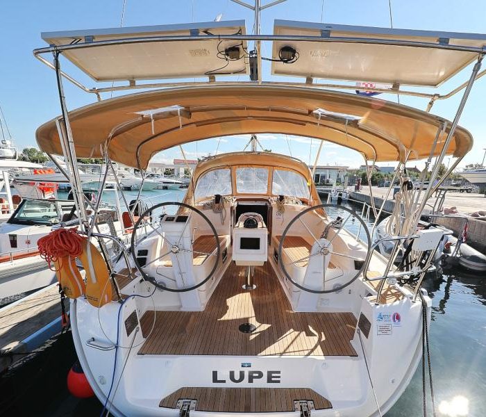 Lupe | Bavaria Cruiser 37 photo 20