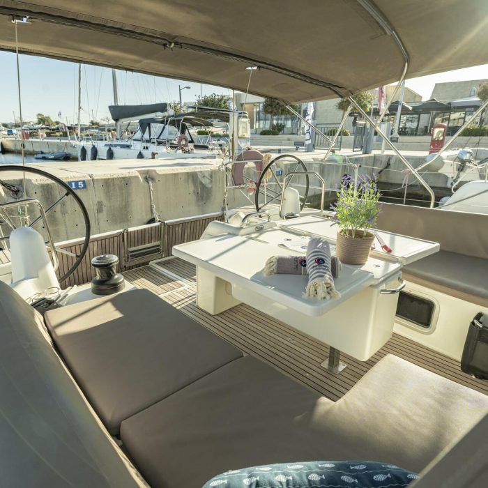 VITAMIN SEA | Sun Odyssey 490 photo 3