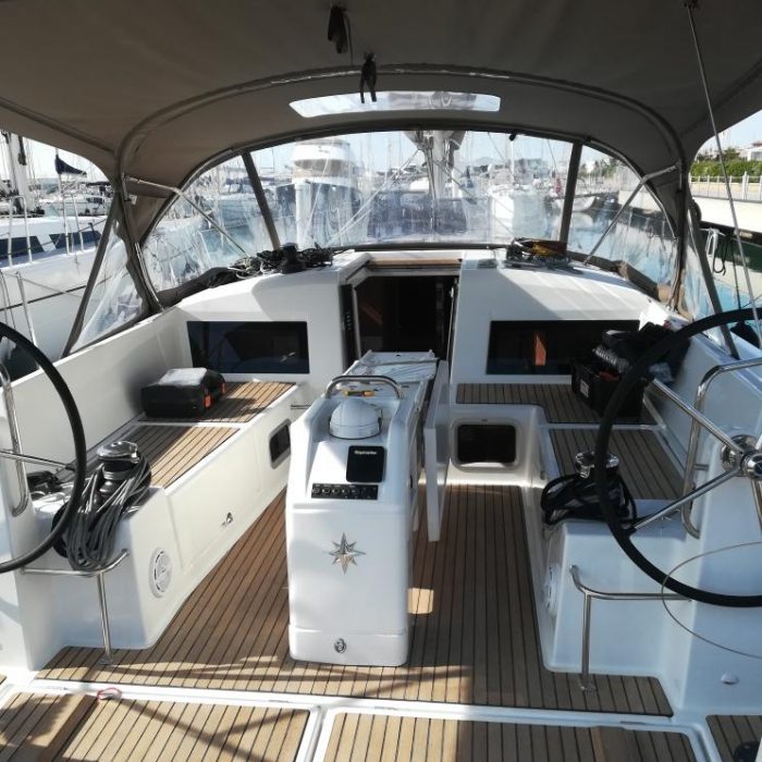 Frenetica | Sun Odyssey 440 photo 4