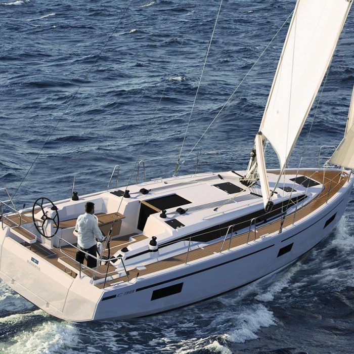 Babe | Bavaria C38 photo 1