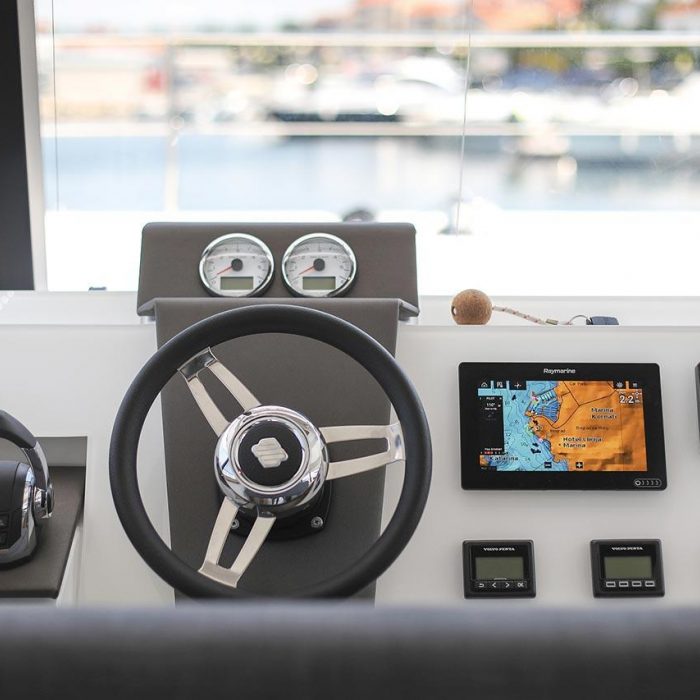 Anrik | Fountaine Pajot MY 37 photo 16