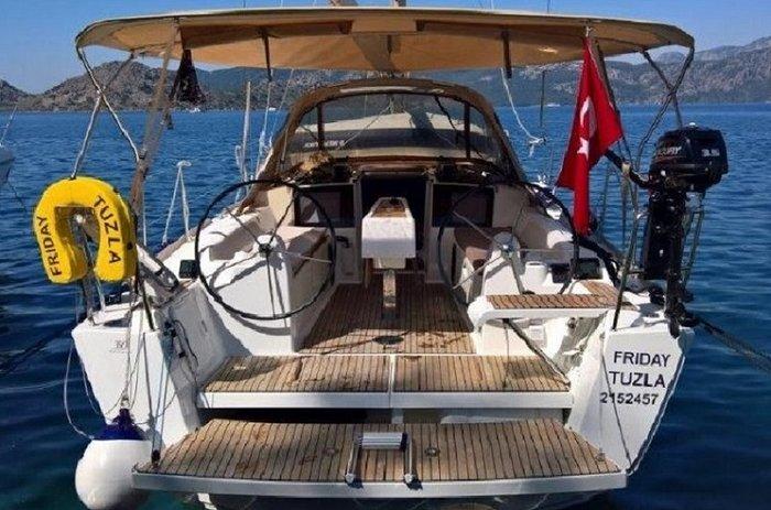 Friday | Dufour 350 Grand Large photo 16