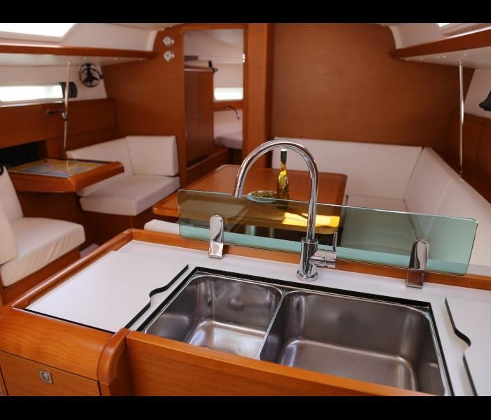 Sicc | Sun Odyssey 419 photo 14