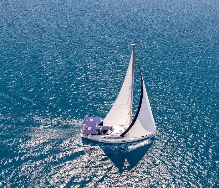 Loki | Sun Odyssey 44 i photo 17