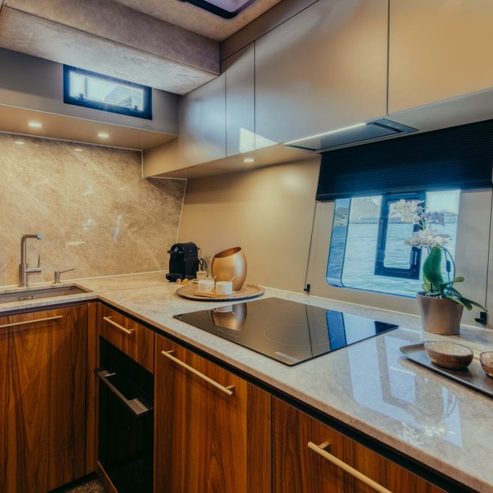 Honeymoon | Moon Yacht 65 photo 77