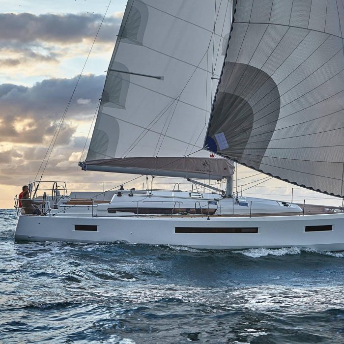 Pnoe | Sun Odyssey 490 photo 1