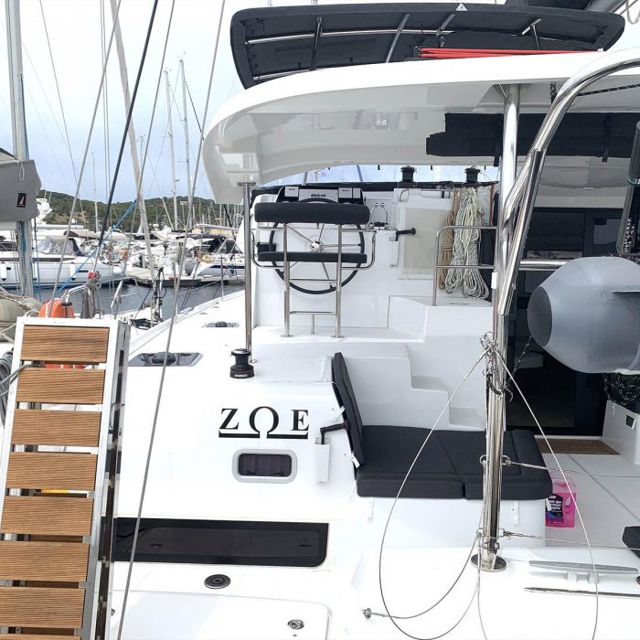Zoe | Lagoon 42 photo 5