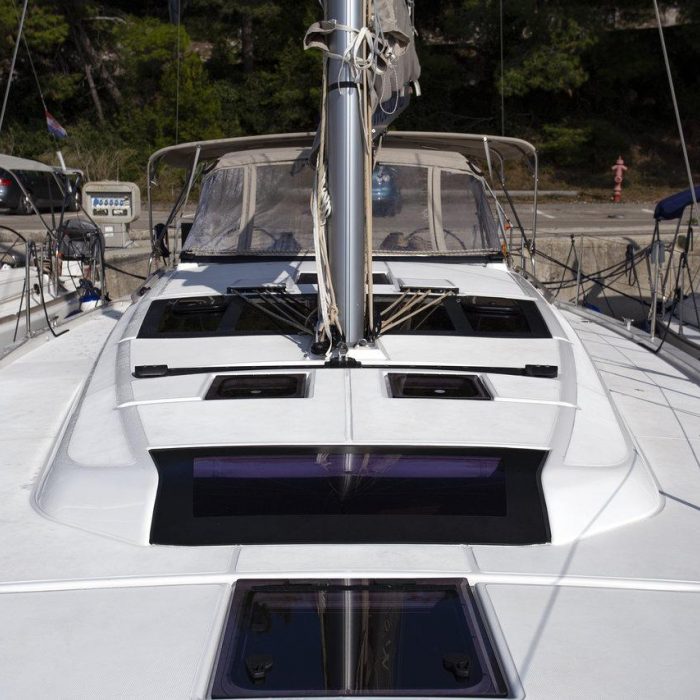 Lana V | Dufour 430 GL photo 5