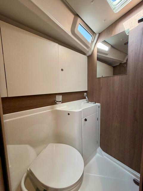 Source Adage | Sun Odyssey 455 photo 3