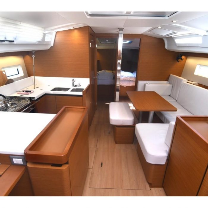 Signum Alfa | Sun Odyssey 440 photo 4