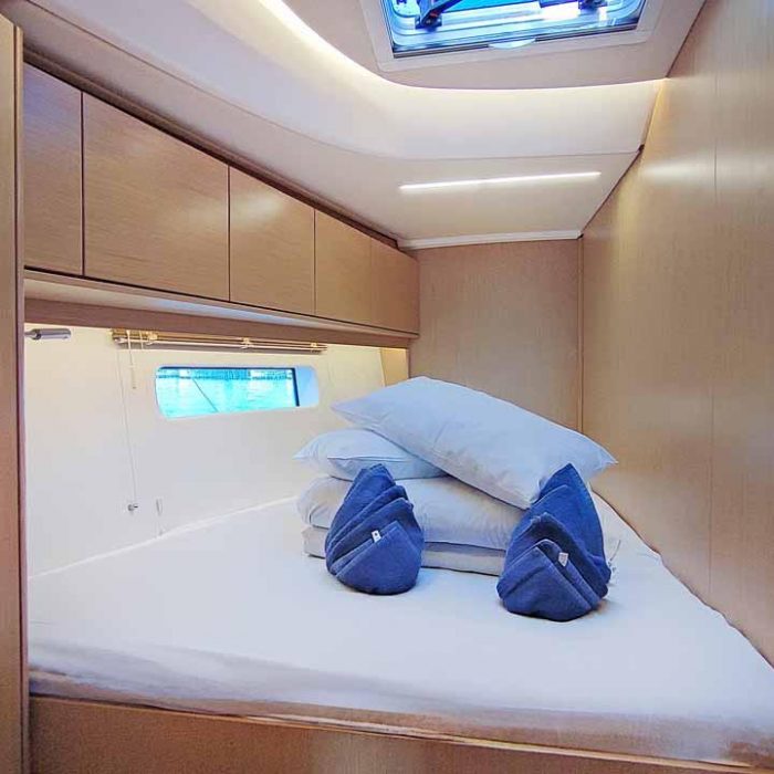 Estinella | Bavaria C46 photo 13