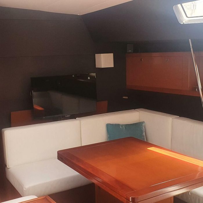 Premium + | Oceanis 60 photo 19