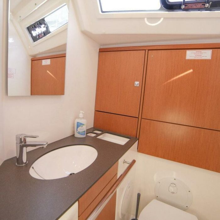 Sail Venus | Bavaria Cruiser 46 photo 11