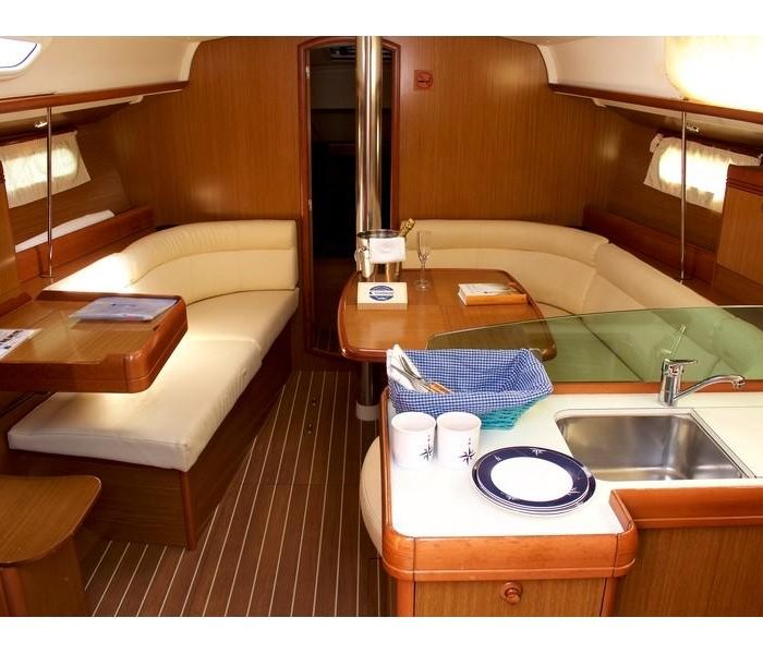 Bbcap | Sun Odyssey 39i photo 12