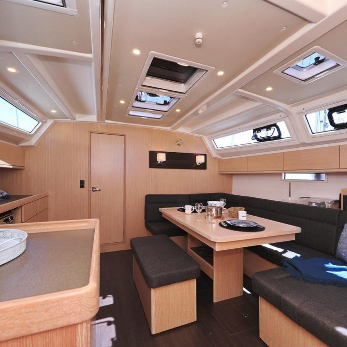 Cara | Bavaria Cruiser 46 photo 13