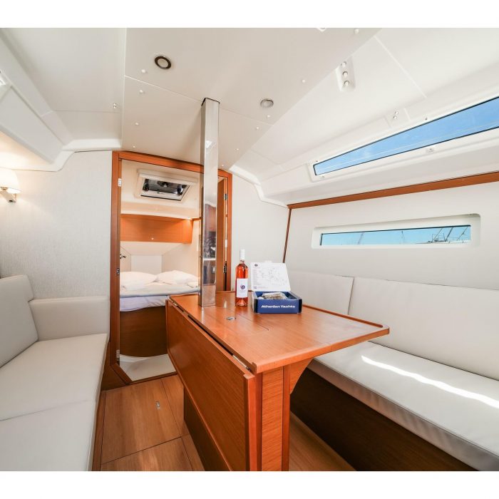 NorthWind 35 | Sun Odyssey 350 photo 10