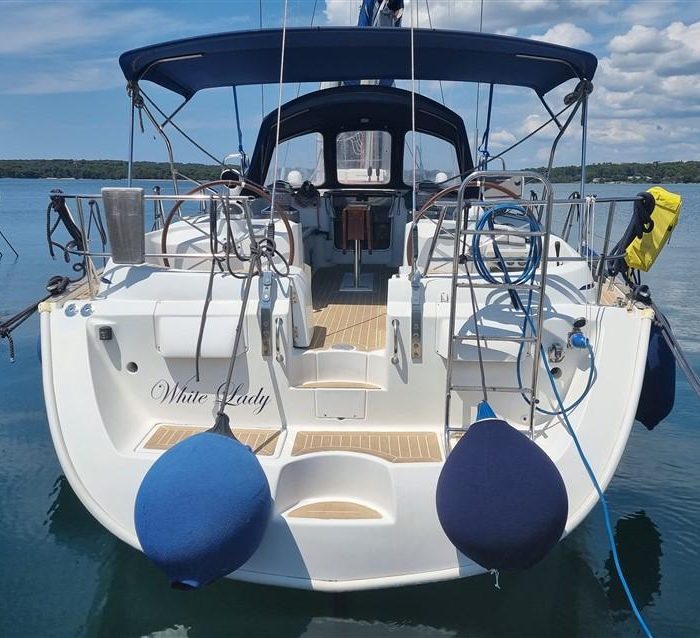 White Lady | Beneteau 50 photo 2