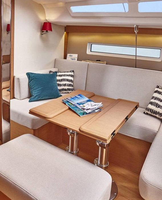 Capella | Sun Odyssey 440 photo 5