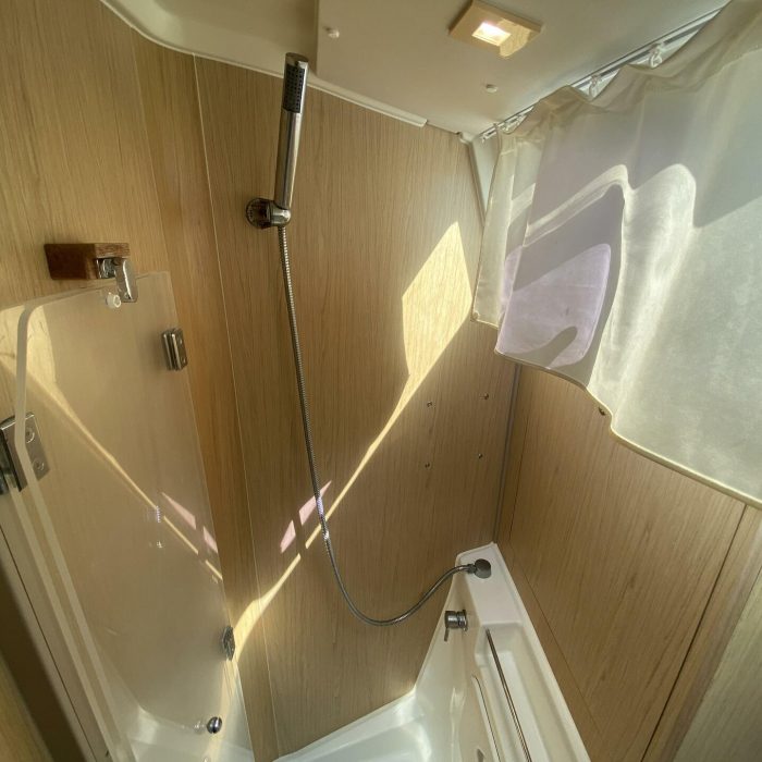 Take a bow | Beneteau 41 photo 15