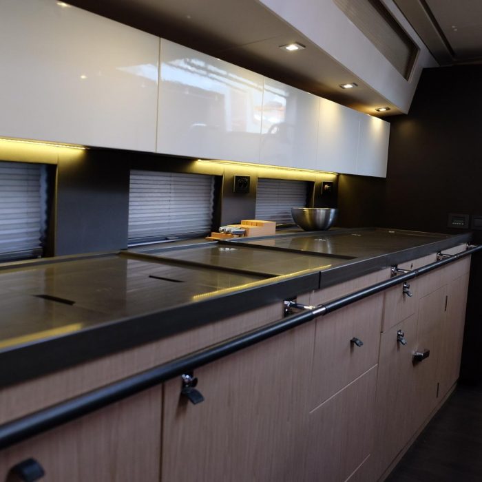 Premium + | Oceanis Yacht 62 photo 40