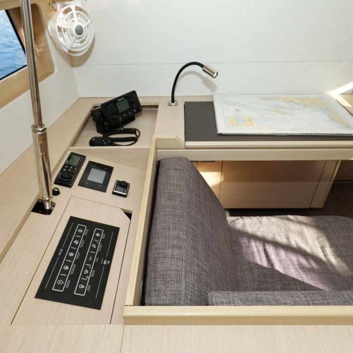 Air 1 | Oceanis 51.1 photo 21