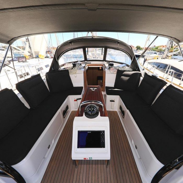 Cara | Bavaria Cruiser 46 photo 5