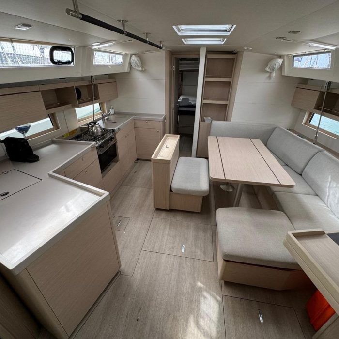Callisto | Oceanis 46.1 photo 10