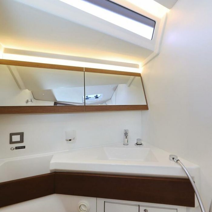 Zeppelin | Oceanis 46.1 photo 21