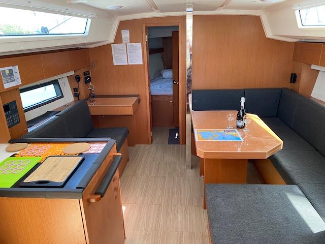 Kalispera | Bavaria C42 photo 2