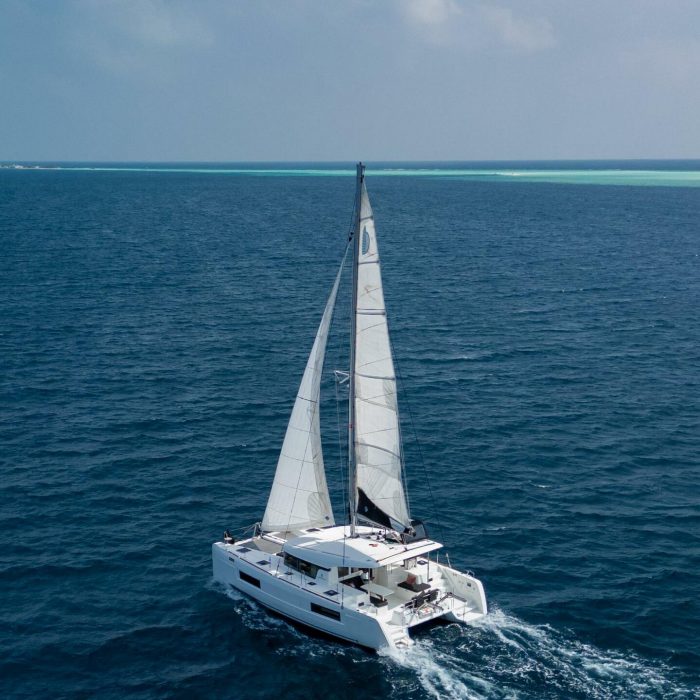 Sail La Vie | Lagoon 40 photo 3
