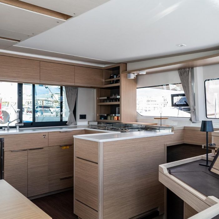 Premium | Lagoon 46 photo 10