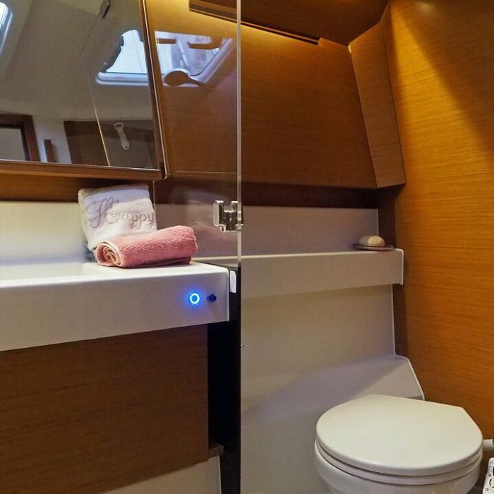 Evelina | Sun Odyssey 410 photo 13
