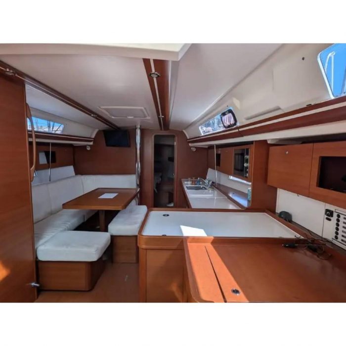 Tarann | Dufour 375 Grand Large photo 8