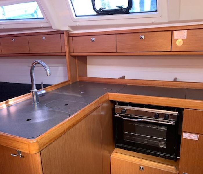 Happy Jack | Bavaria 37 Cruiser photo 7
