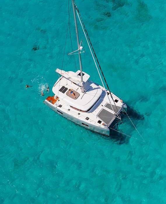 Solaris | Lagoon 42 photo 2