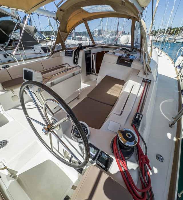 Pagomo capri | Sun Odyssey 449 photo 4