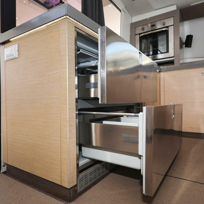 Nina V | Fountaine Pajot Saona 47 Quintet photo 39