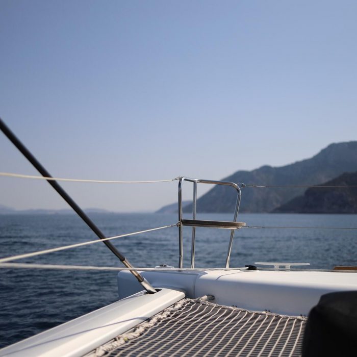Evi | Lagoon 450 Fly photo 7