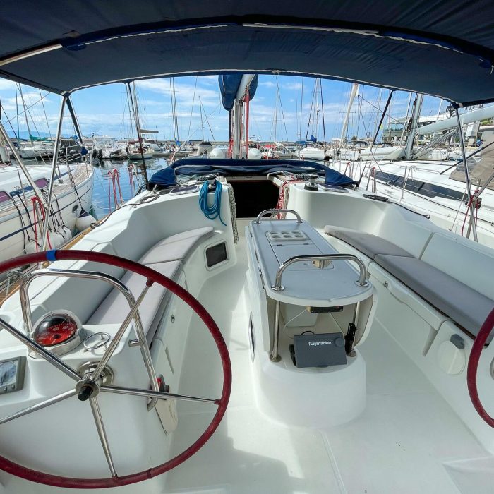 Beethoven ( with Bowthruster ,Solar Panels) photo 11