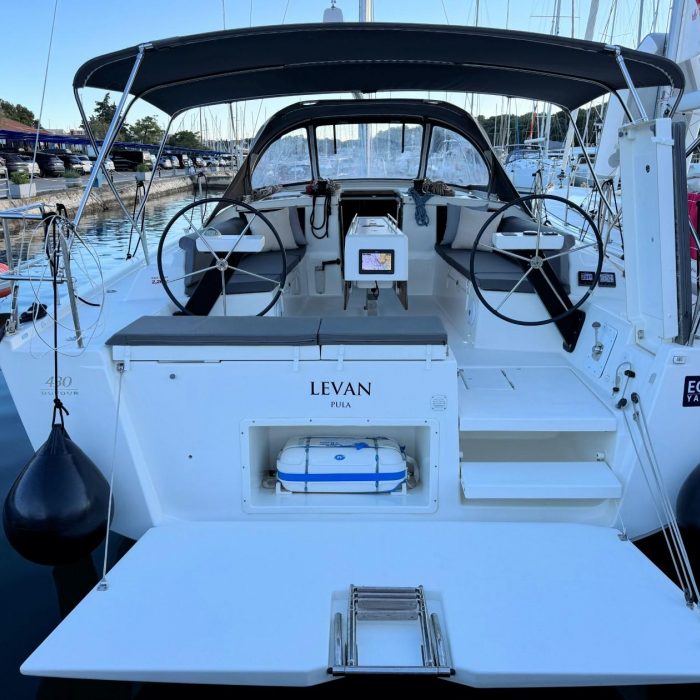 Levan | Dufour 430 photo 14