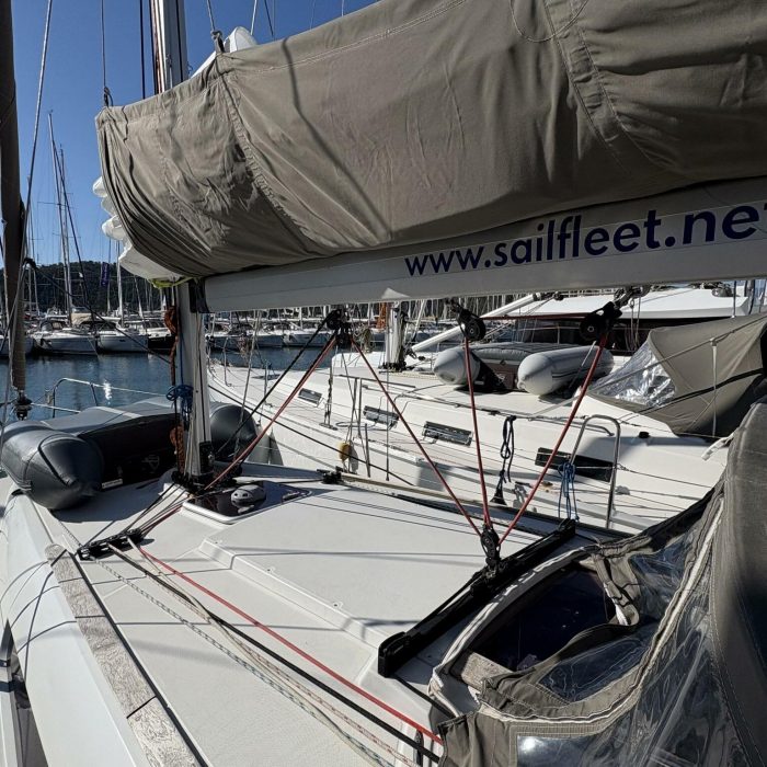 Sail Mira photo 4