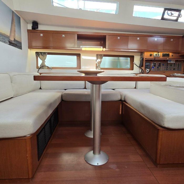 Esther | Oceanis 55 - 4 + 1 cab. photo 16