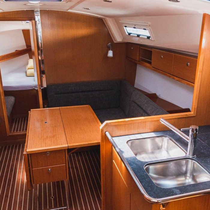 Mystic | Bavaria 36 Cruiser photo 8