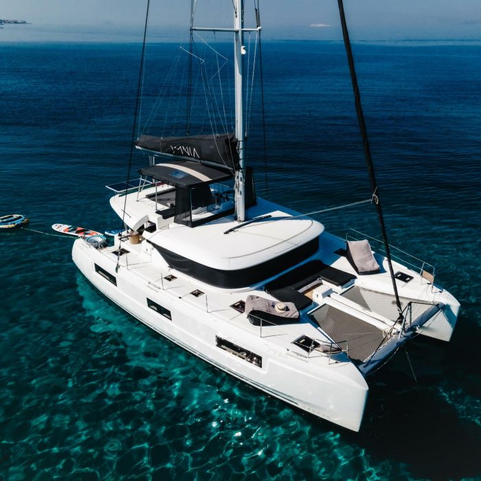 Omnia | Lagoon 46 photo 1