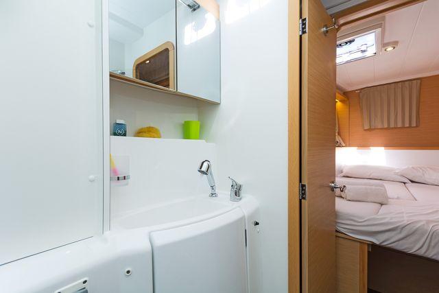 Callisto L400 | Lagoon 400 S2 photo 34
