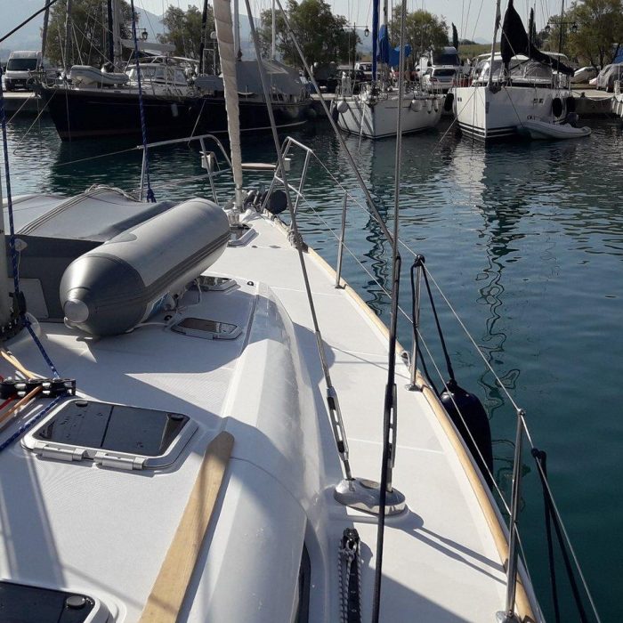 Family | Sun Odyssey 49 photo 2